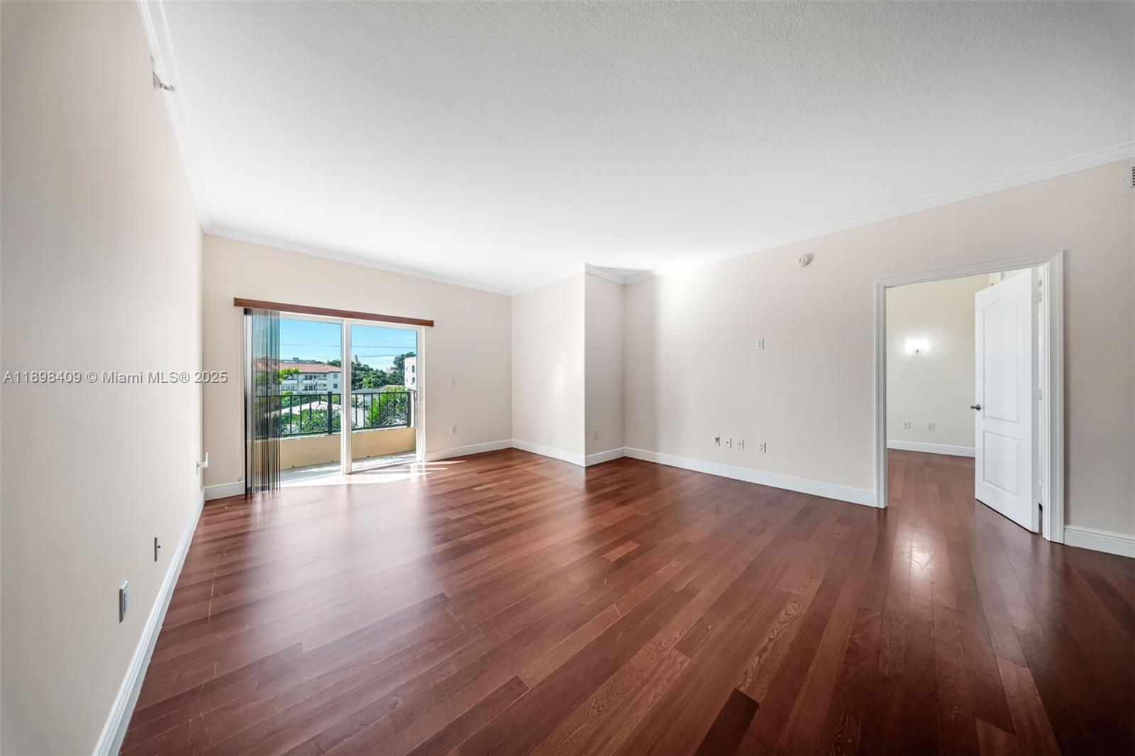 20 Calabria Ave # 302, Coral Gables Unit: 302