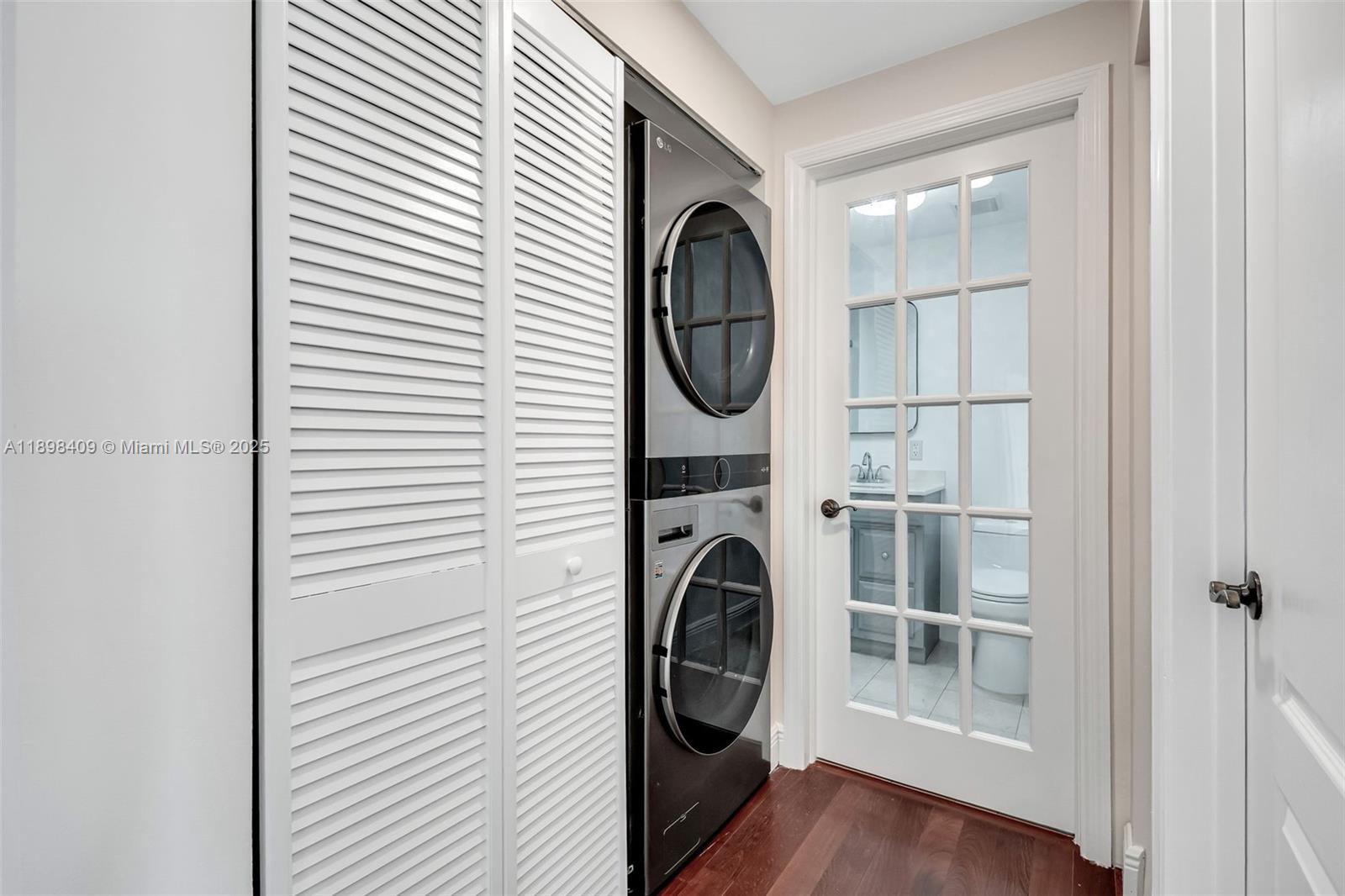 20 Calabria Ave # 302, Coral Gables Unit: 302