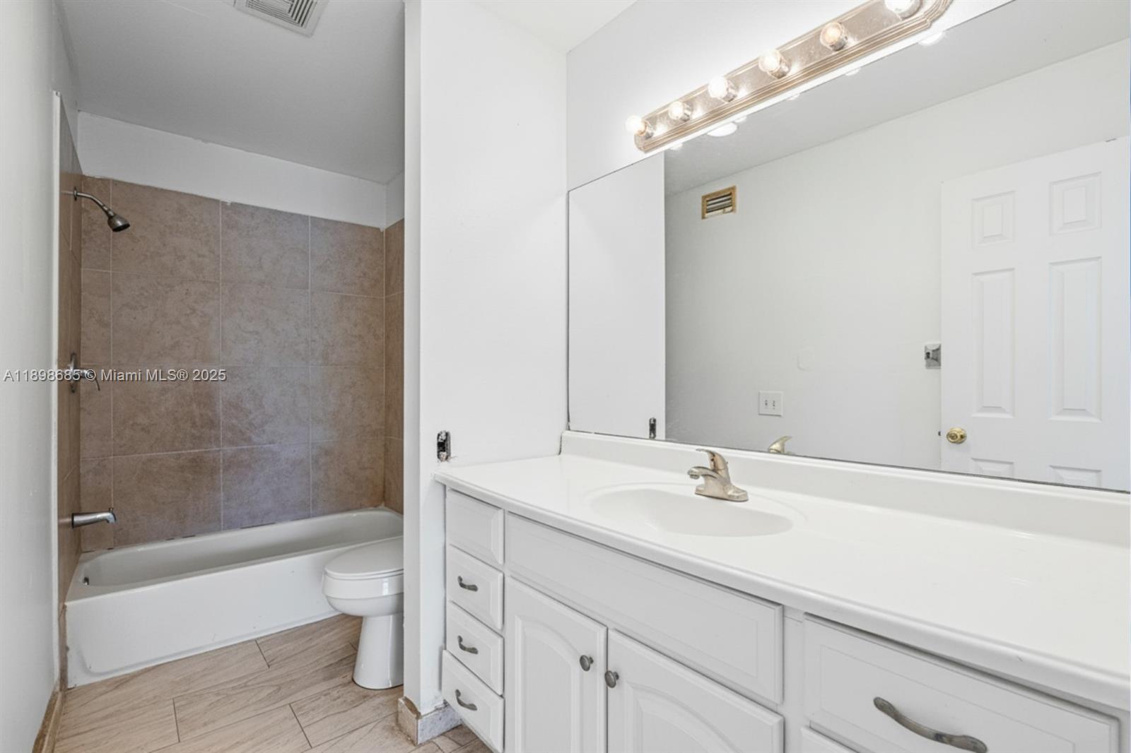 941 SW 20th Ct, Delray Beach