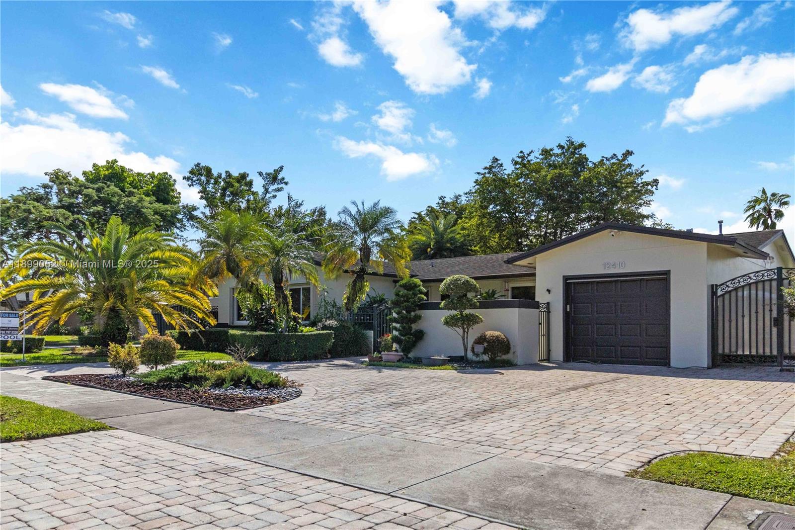 12410 SW 106th Ter