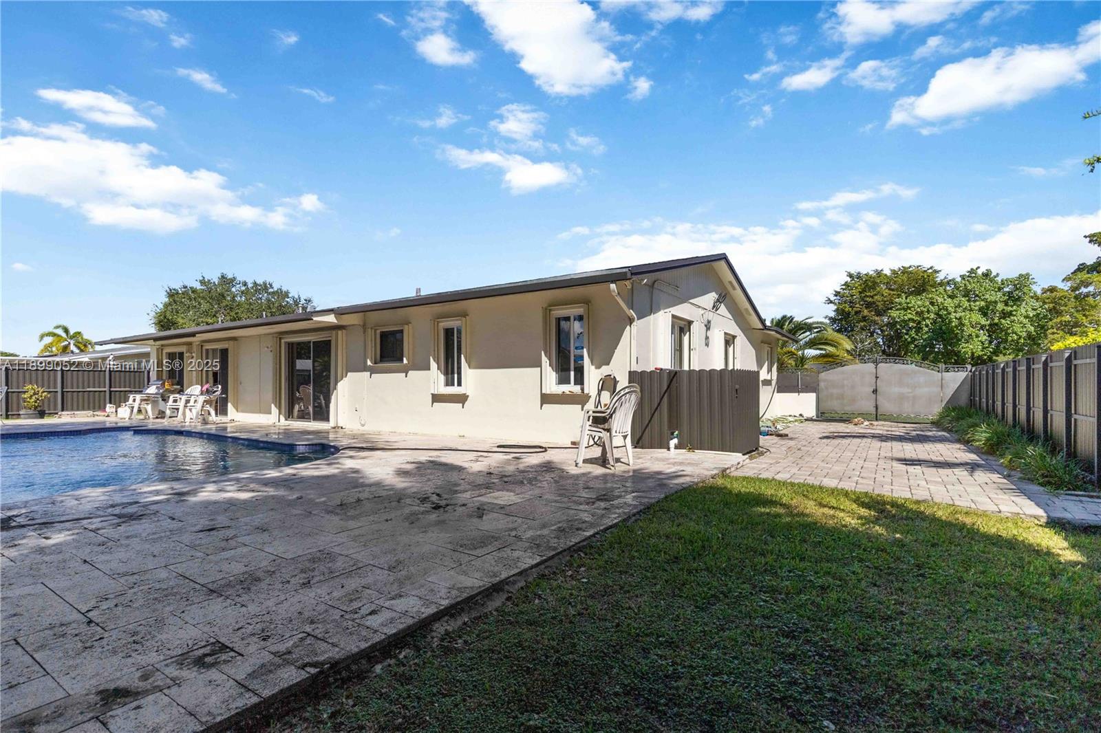 12410 SW 106th Ter