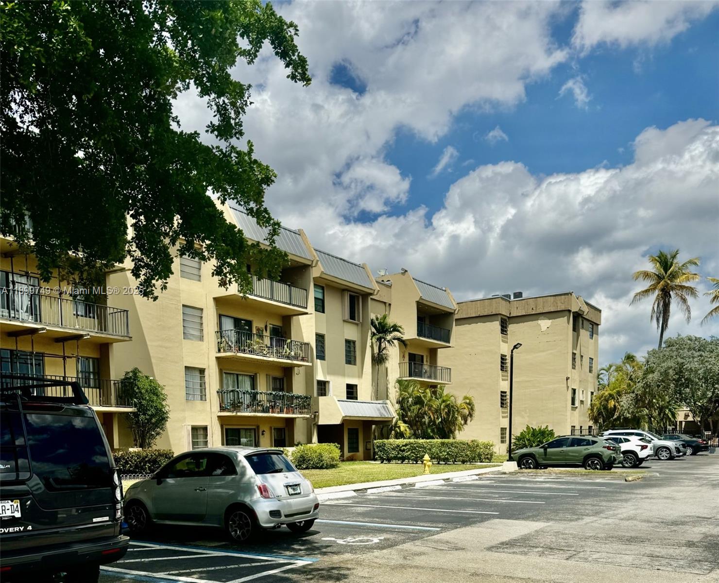 10431 N Kendall Dr # D114, Miami Unit: D114