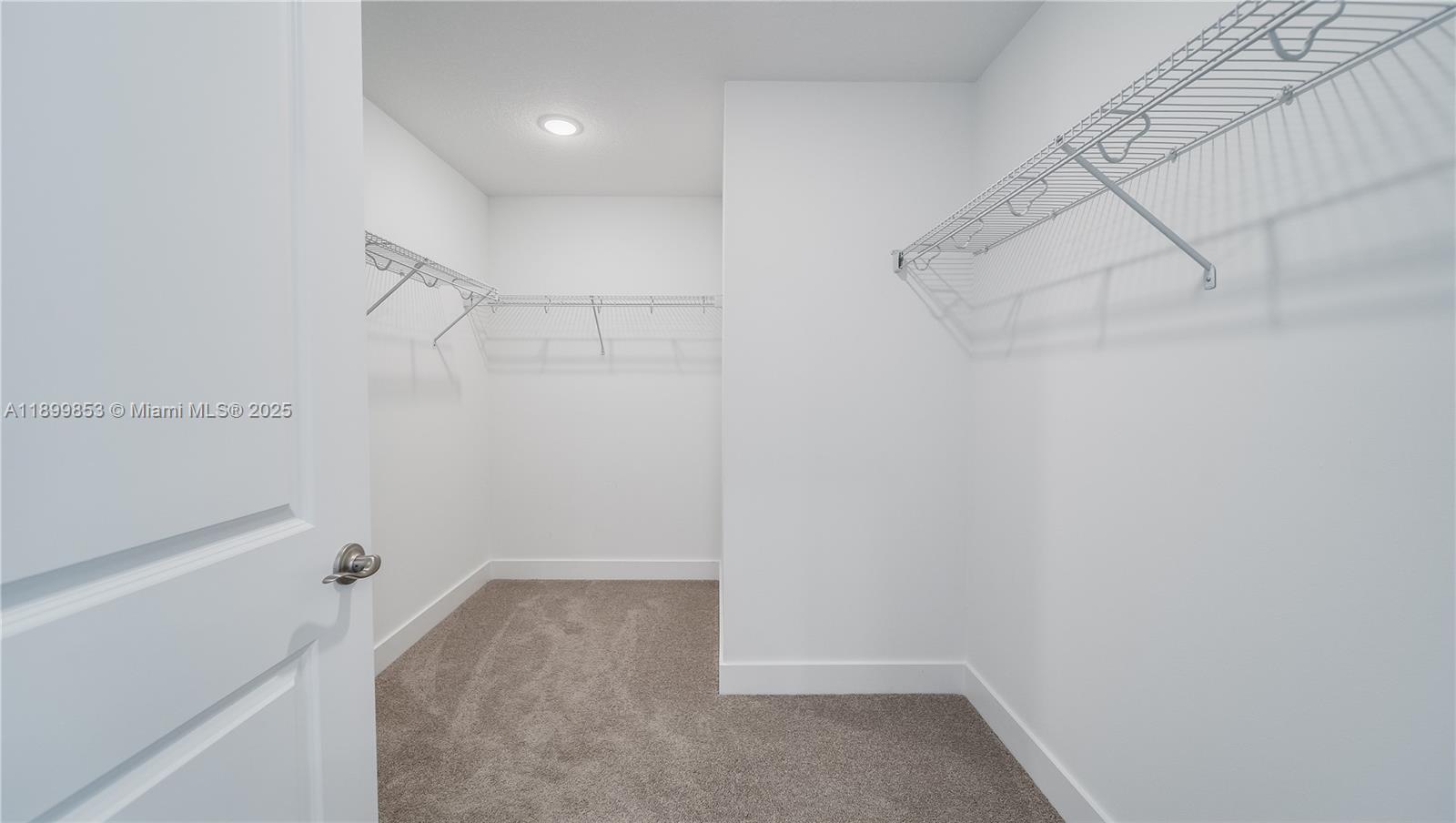 241 N Preserve Trl N