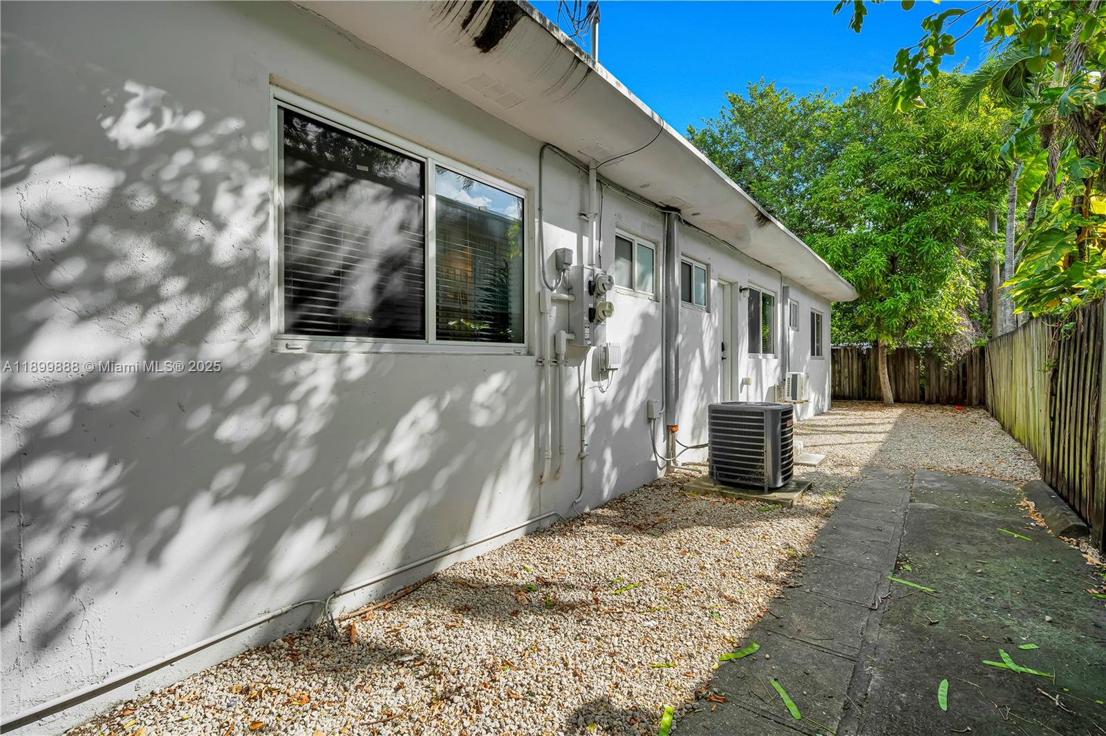 3181 NW 5th Ave, Miami