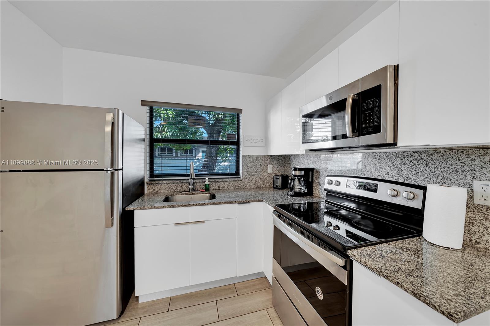 3181 NW 5th Ave, Miami