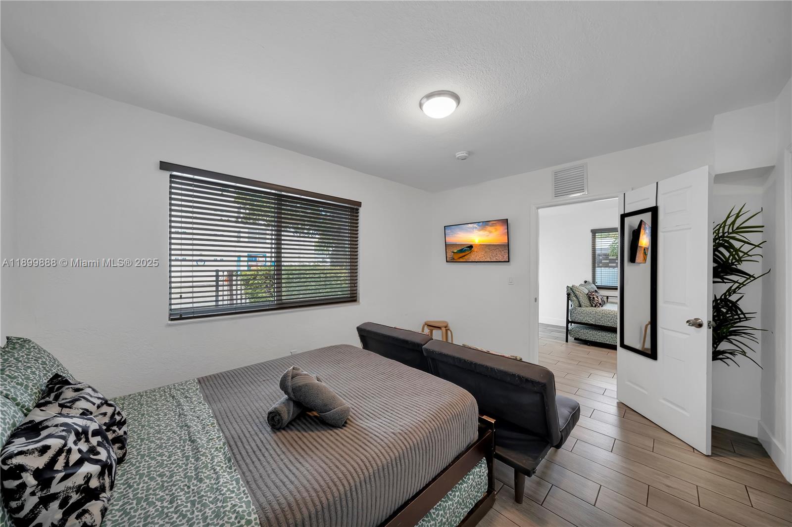 3181 NW 5th Ave, Miami