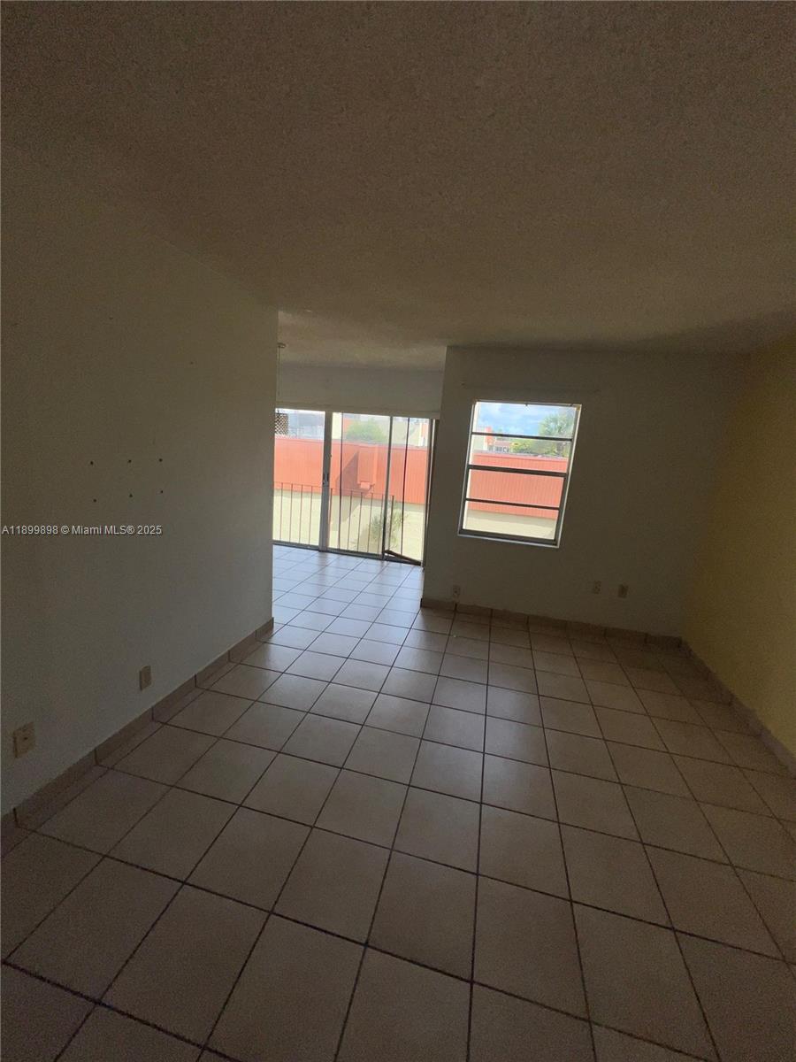 9370 W Flagler St # 205B, Miami Unit: 205B