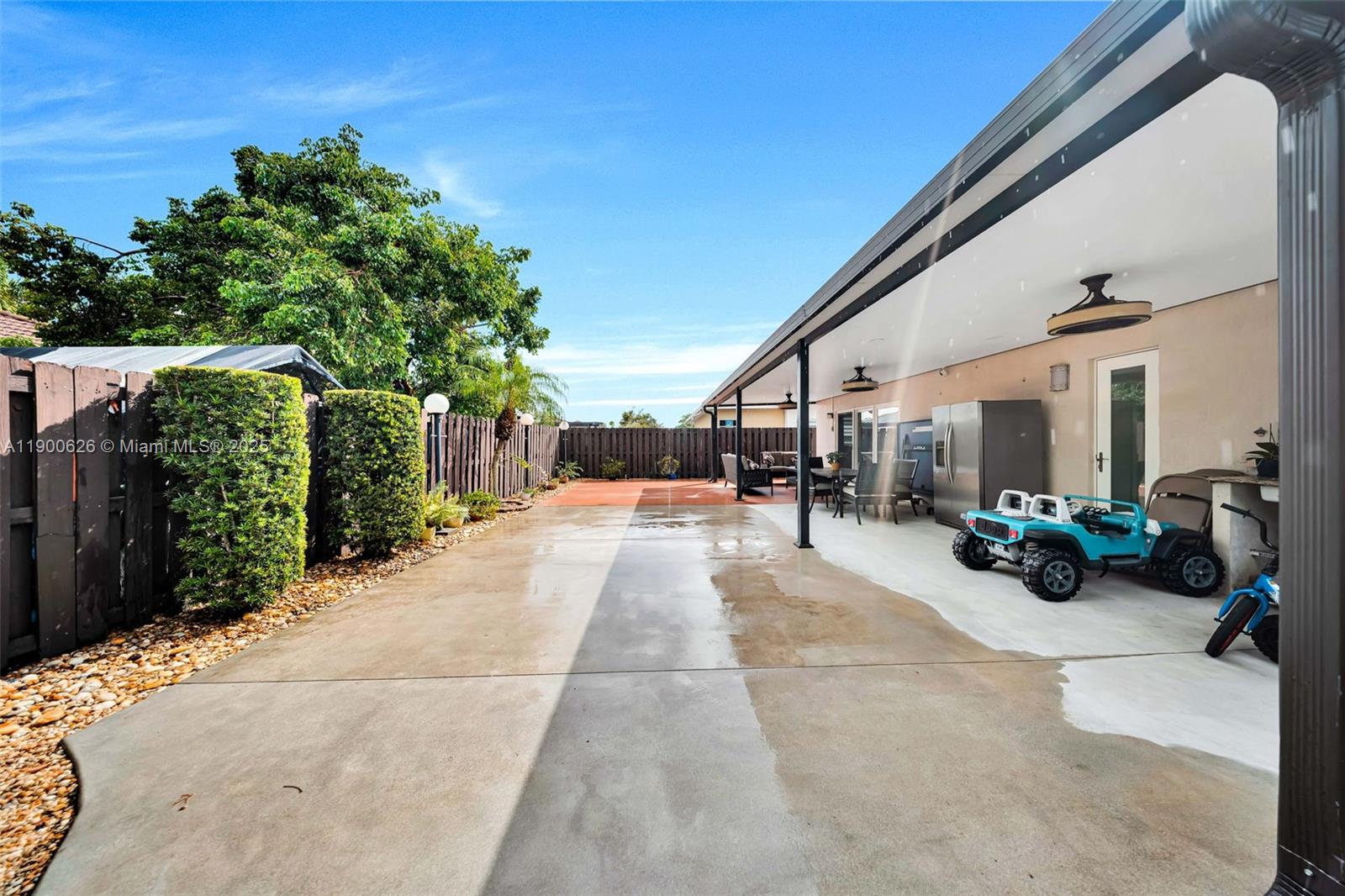 18043 SW 144th Pl, Miami