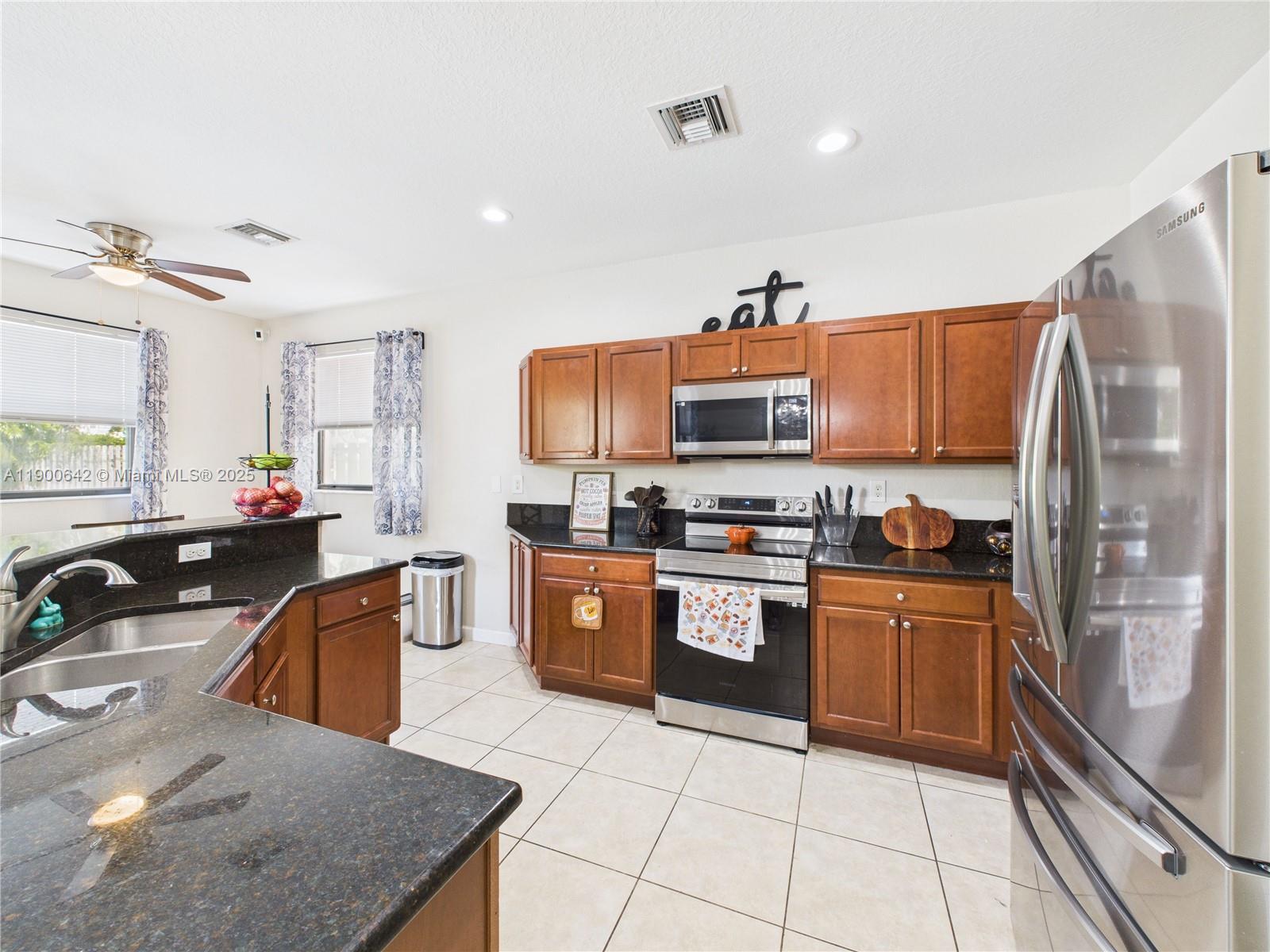 11331 SW 240th Ln, Homestead