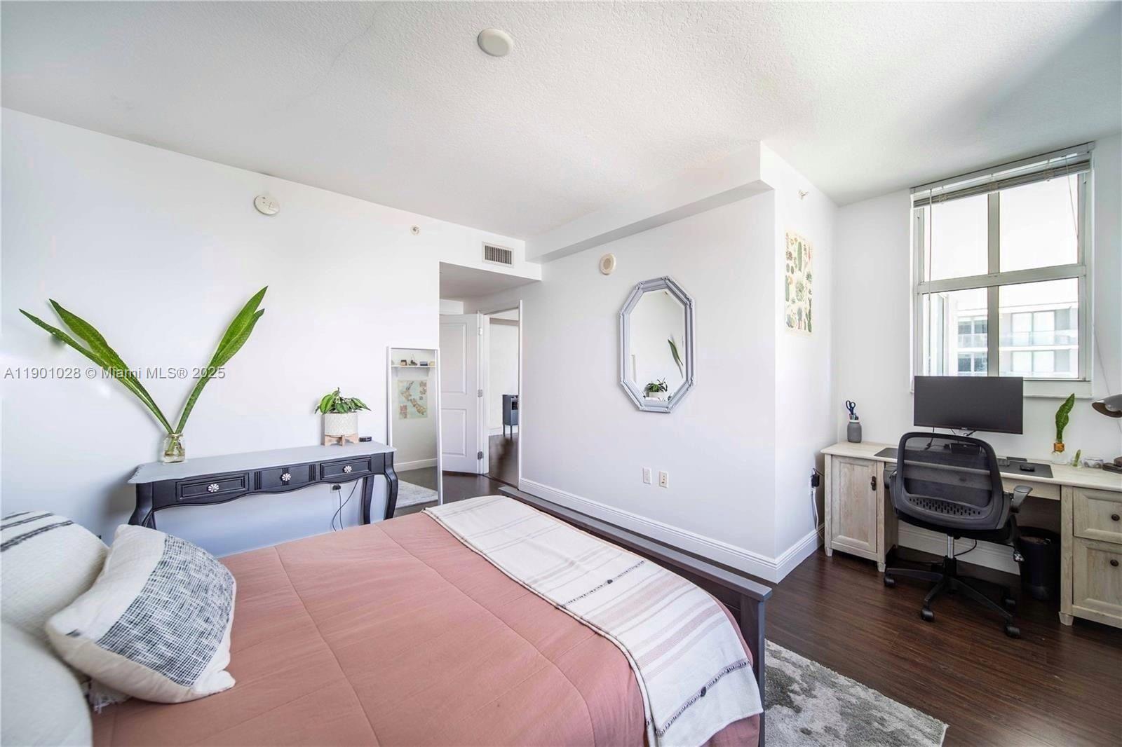 1250 S Miami Ave # 2201, Miami Unit: 2201