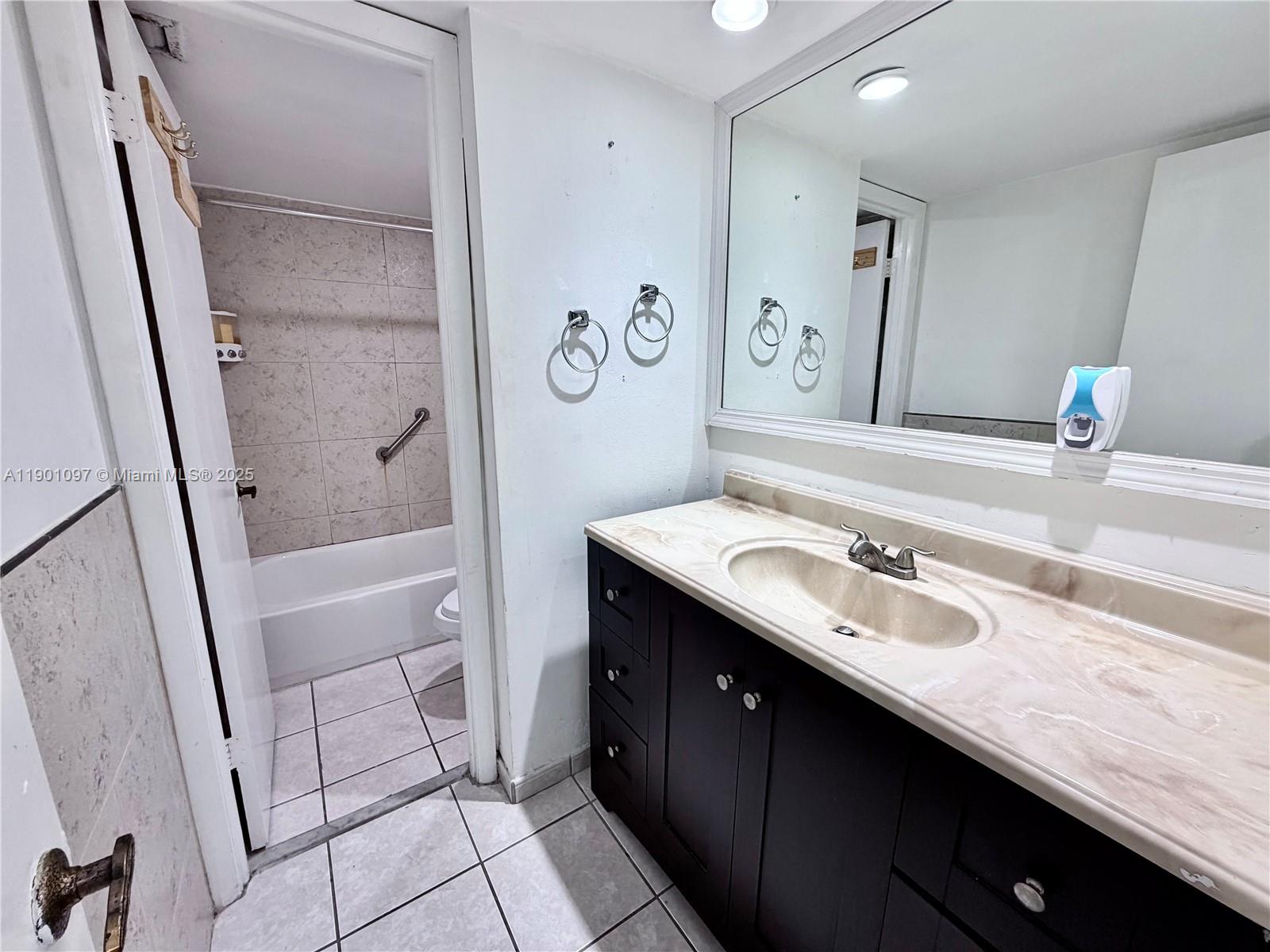 10801 SW 109th Ct # D301