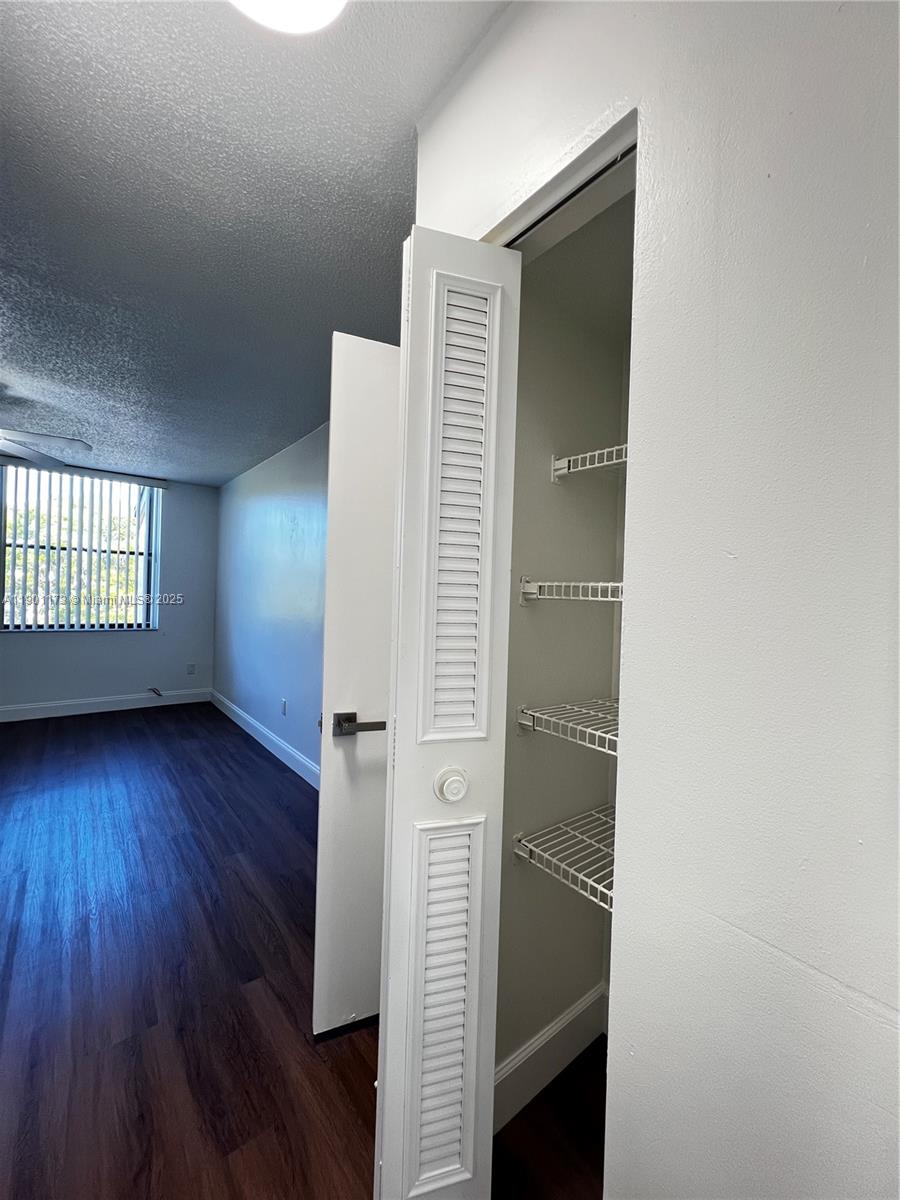 14301 N Kendall Dr # 411B