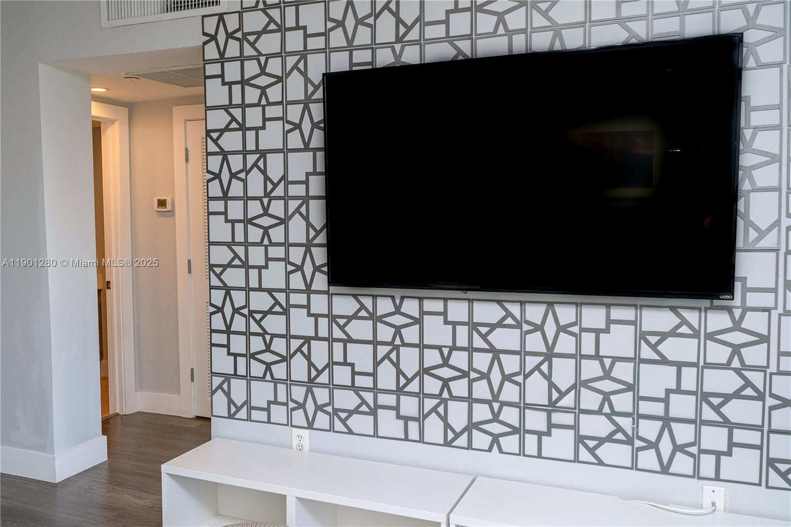 401 69th St # 212, Miami Beach Unit: 212