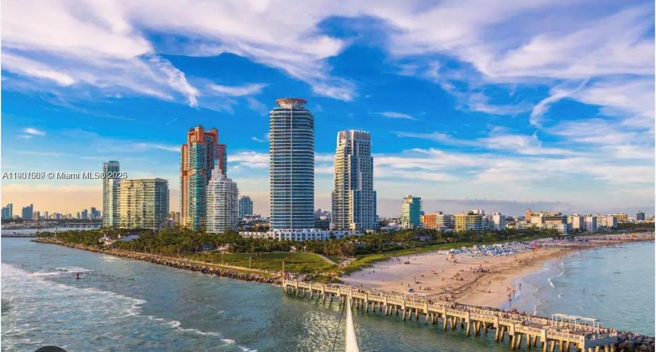 653 Michigan Ave # 2