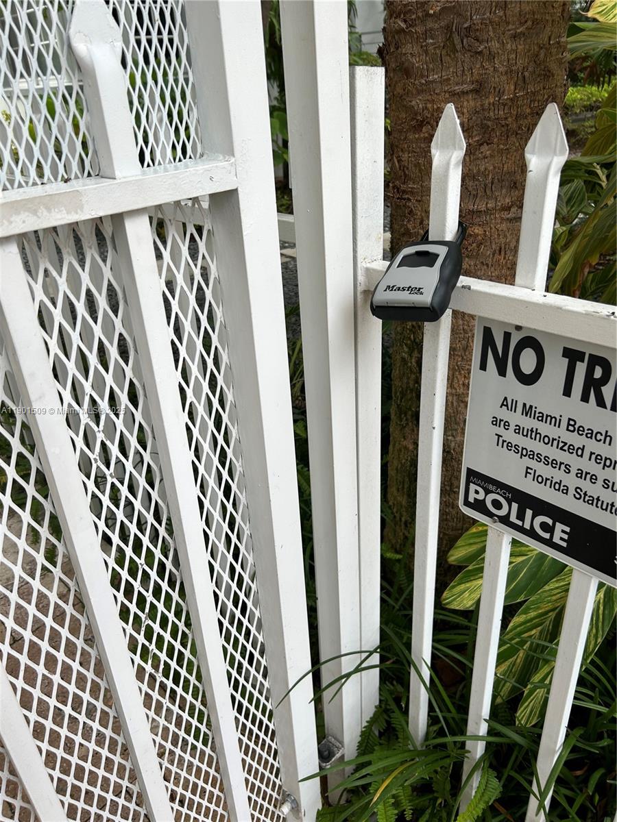 653 Michigan Ave # 2