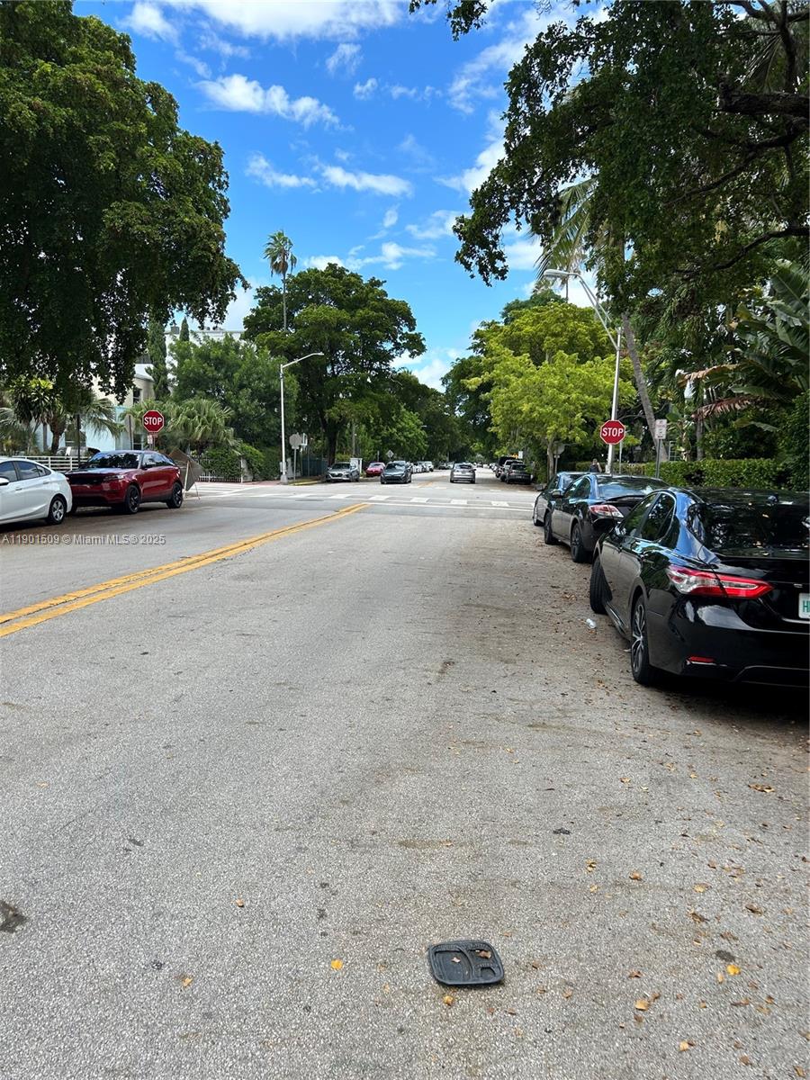 653 Michigan Ave # 2