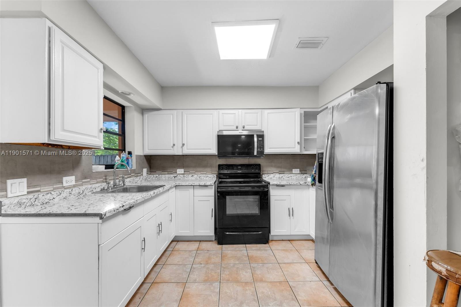 222 NW 14th St