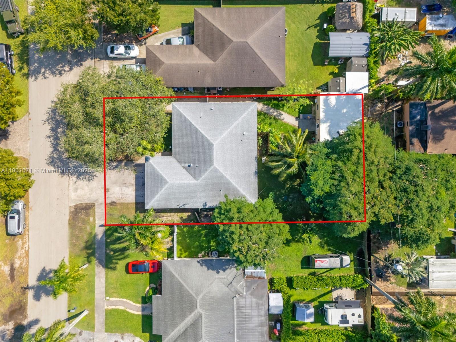 222 NW 14th St