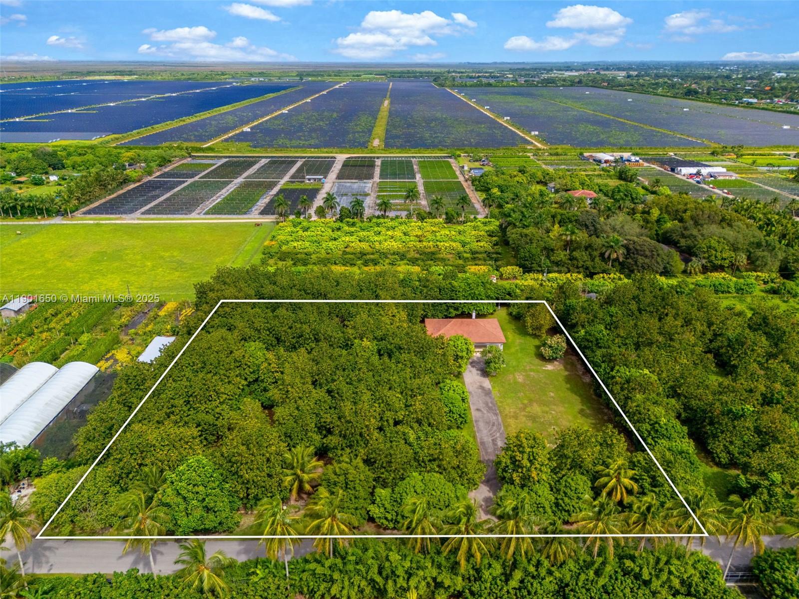 21991 SW 252nd St, Homestead