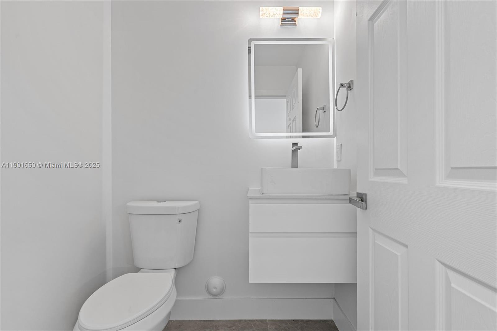 21991 SW 252nd St, Homestead