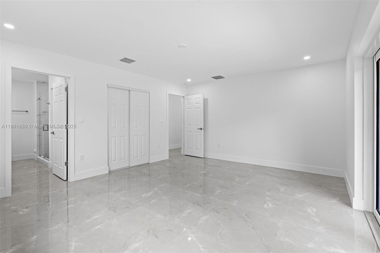 21991 SW 252nd St, Homestead