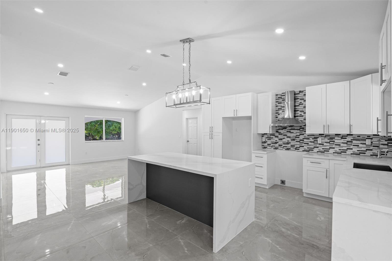 21991 SW 252nd St, Homestead