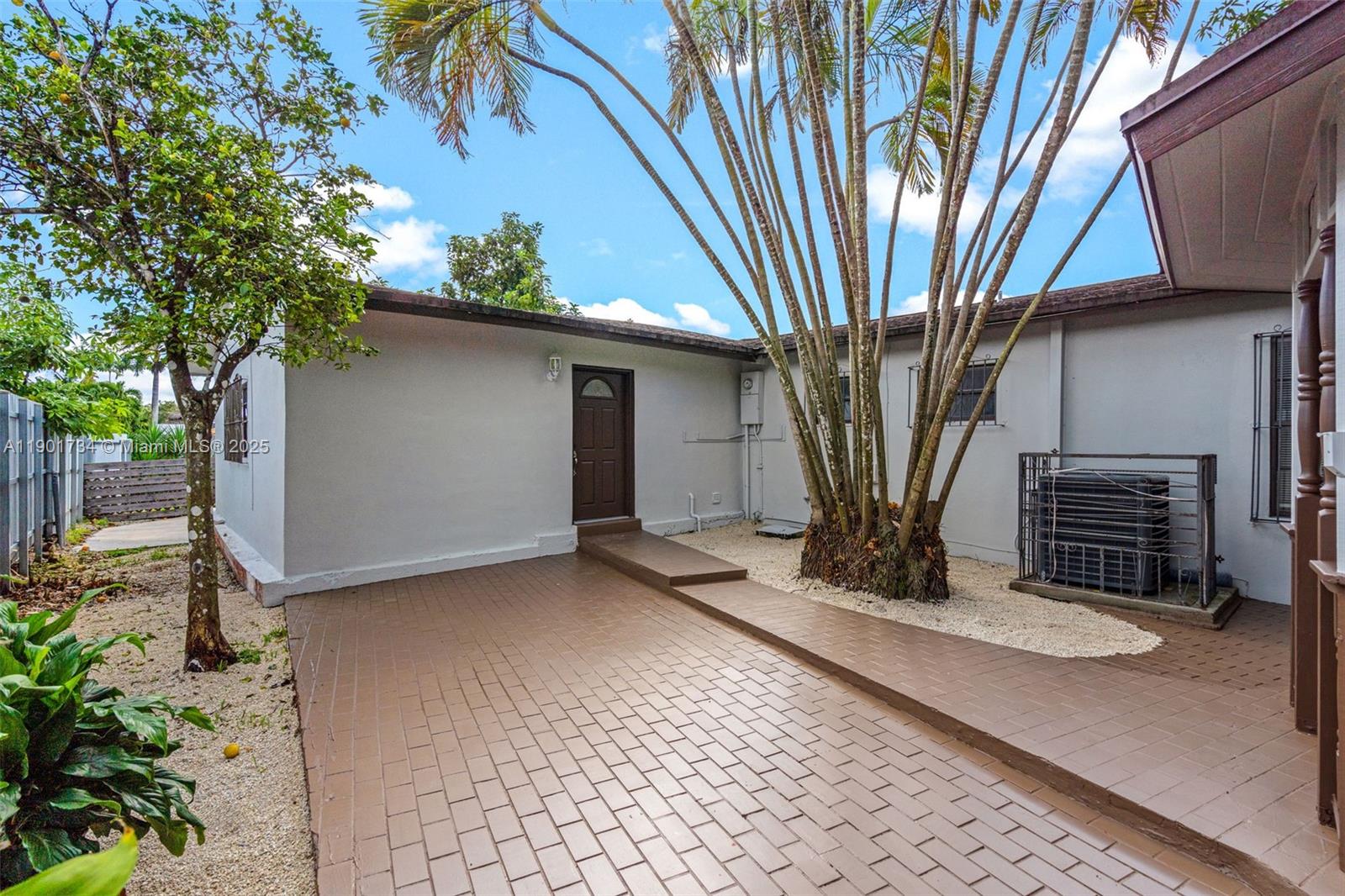 15411 SW 305th St, Homestead