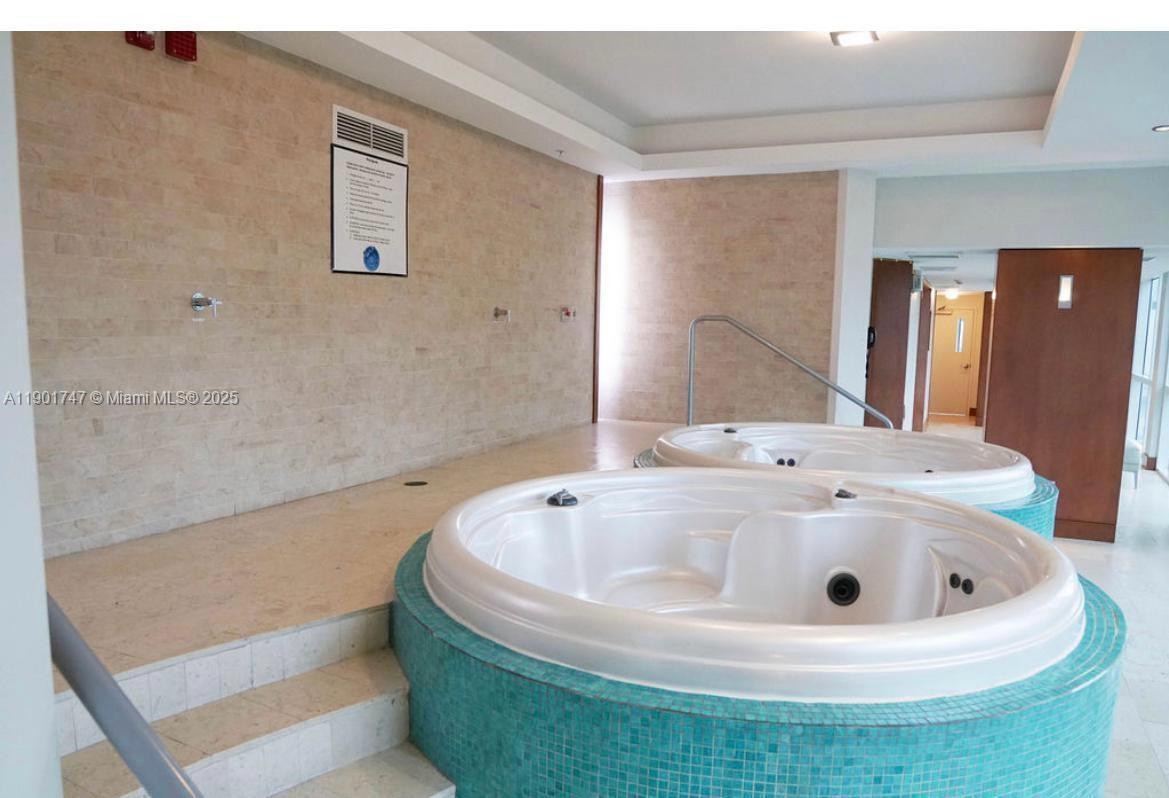 41 SE 5th St # 705, Miami Unit: 705