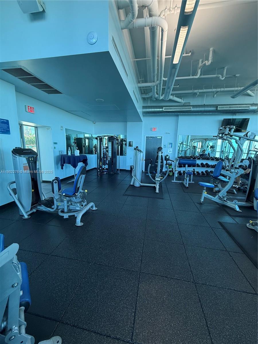 888 Biscayne Blvd # 4704