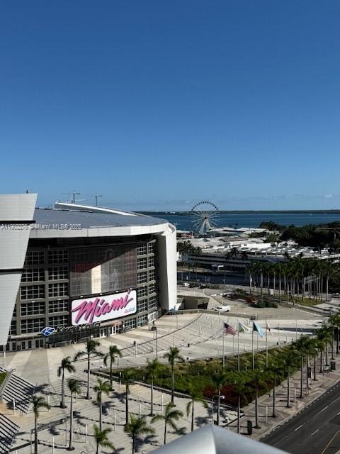 888 Biscayne Blvd # 4704