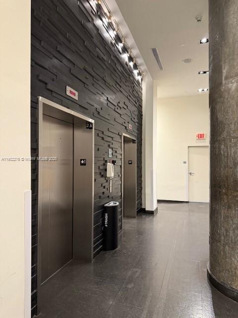 888 Biscayne Blvd # 4704