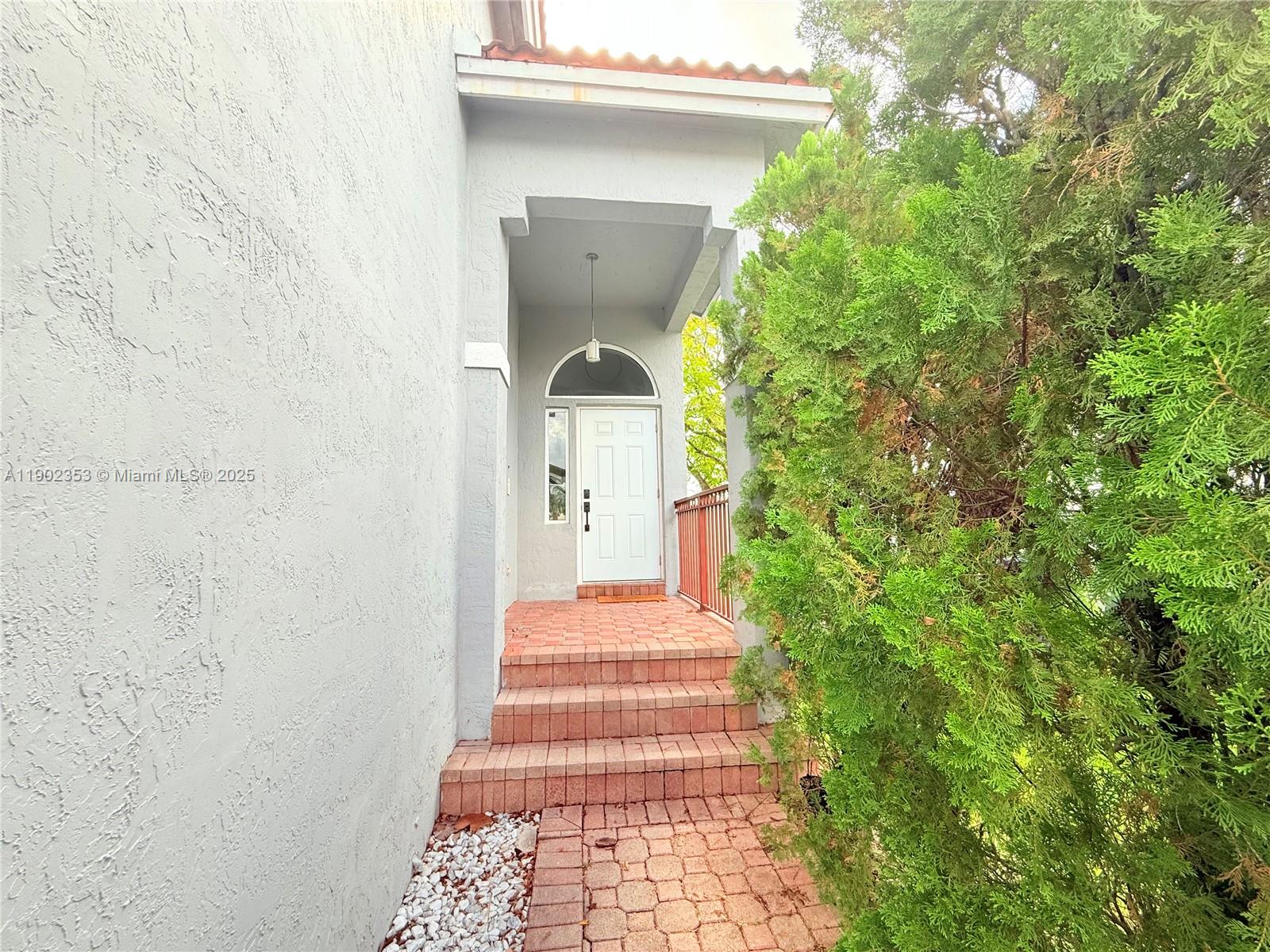 10626 NW 7th St # 10626