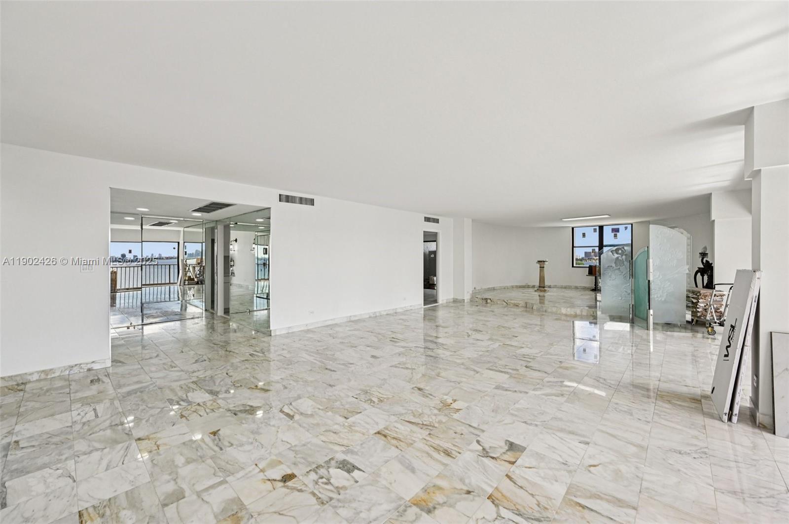 1800 NE 114th St # 1004, Miami Unit: 1004