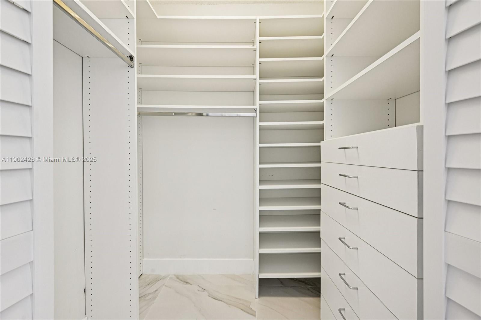 1800 NE 114th St # 1004, Miami Unit: 1004