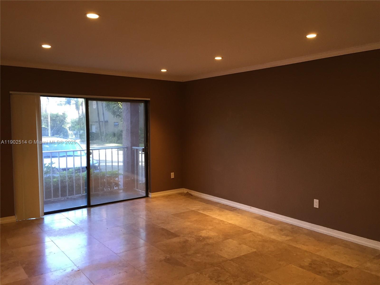 9301 SW 92nd Ave # A117