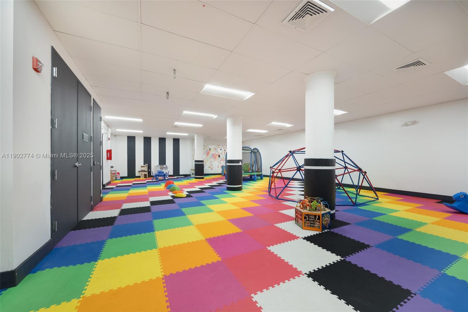 900 Bay Dr # 1050, Miami Beach Unit: 1050