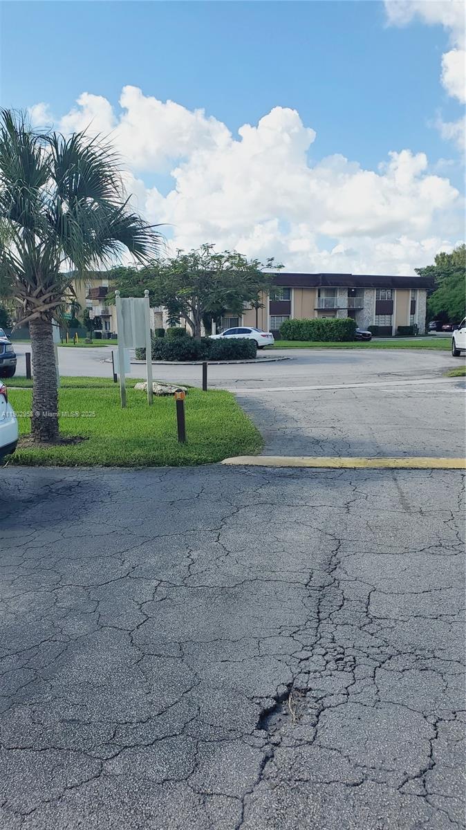 5301 SW 77th Ct # 201G, Miami Unit: 201G