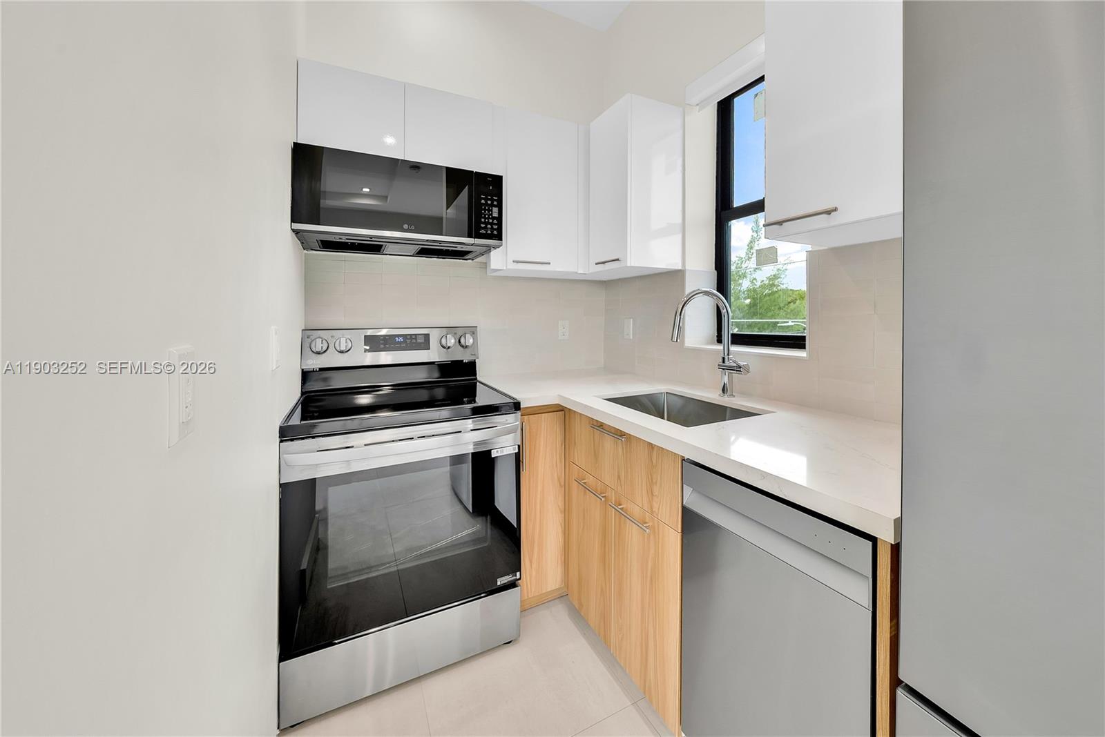 530 SW 11th Ave # 302, Miami Unit: 302