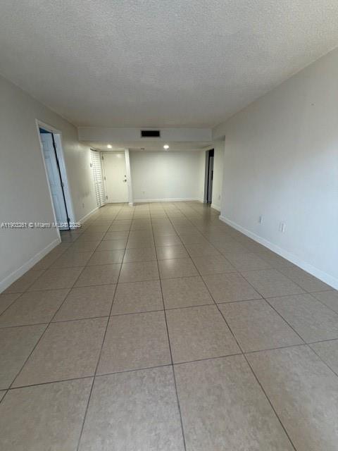 1055 W 77th St # 411, Hialeah Unit: 411