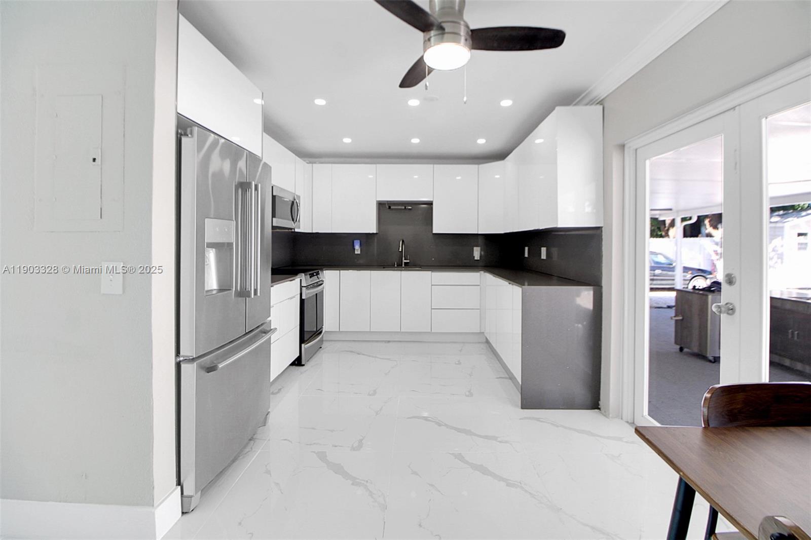 365 SW 17th Ave, Homestead