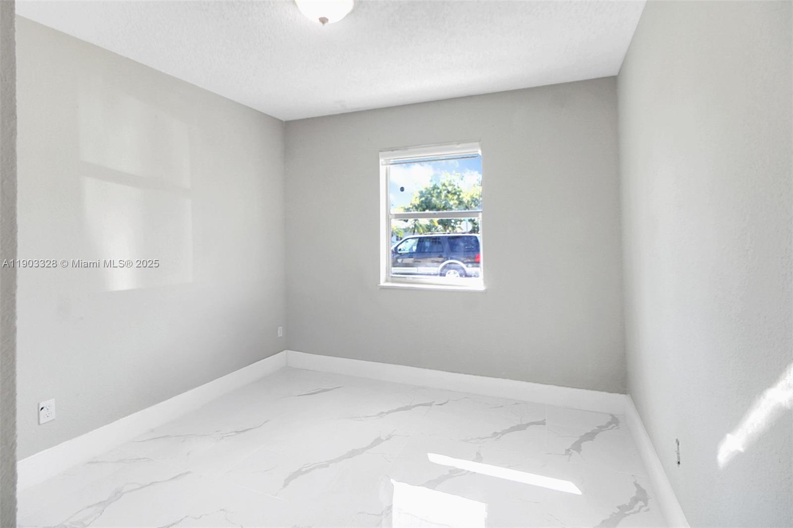 365 SW 17th Ave, Homestead