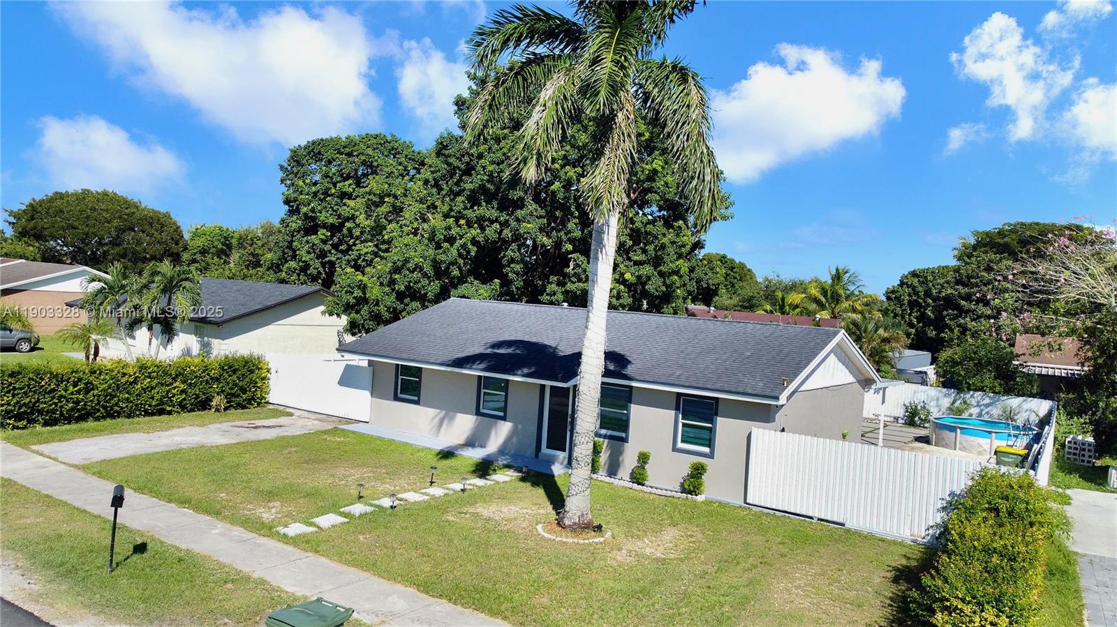 365 SW 17th Ave, Homestead