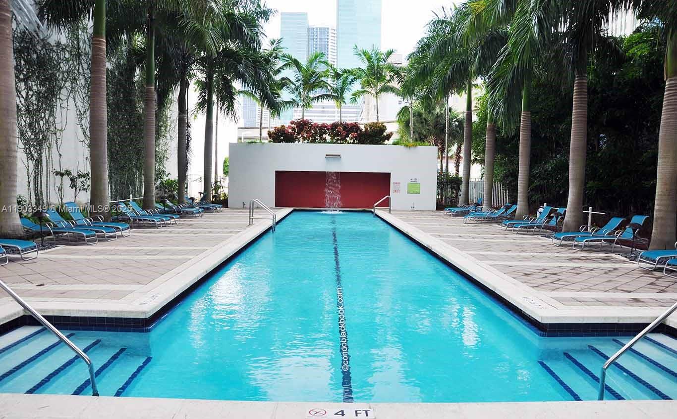 133 NE 2nd Ave # 2904