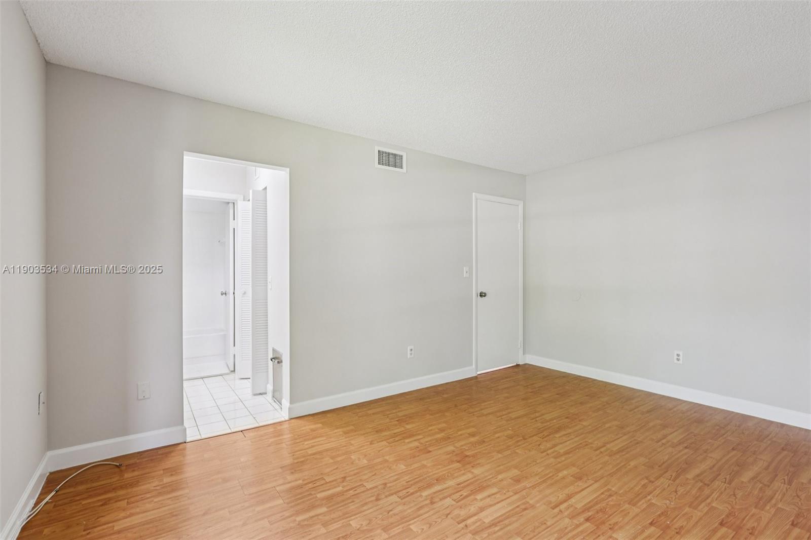 13290 SW 88th Ln # A208, Miami Unit: A208