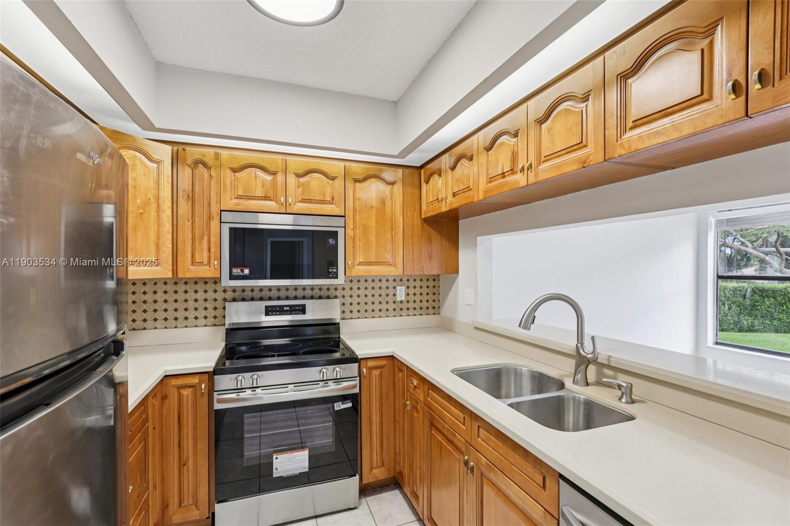 13290 SW 88th Ln # A208, Miami Unit: A208