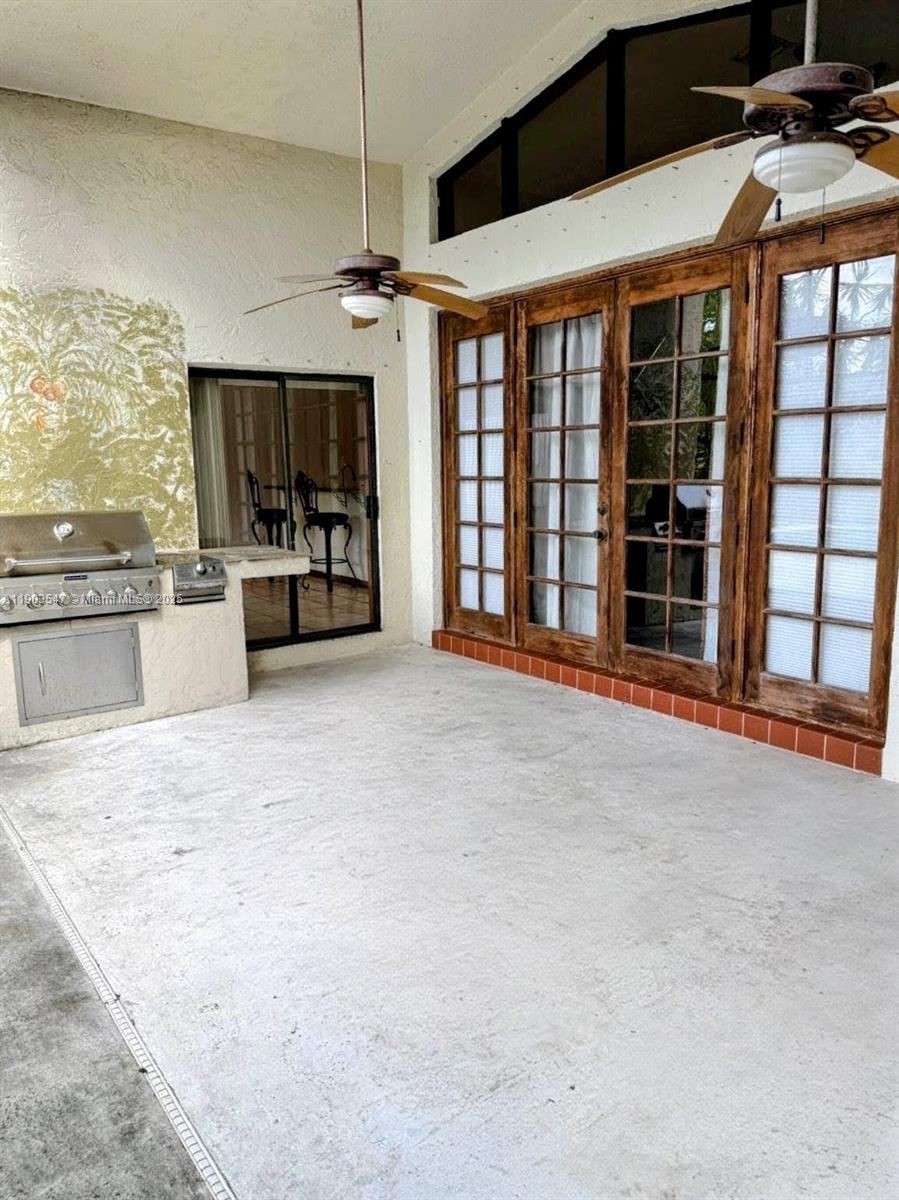 2700 NW 112th Ave # 2700, Coral Springs Unit: 2700