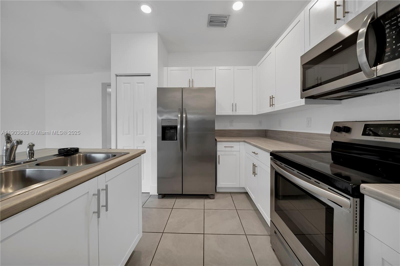 18320 SW 148th Rd, Miami