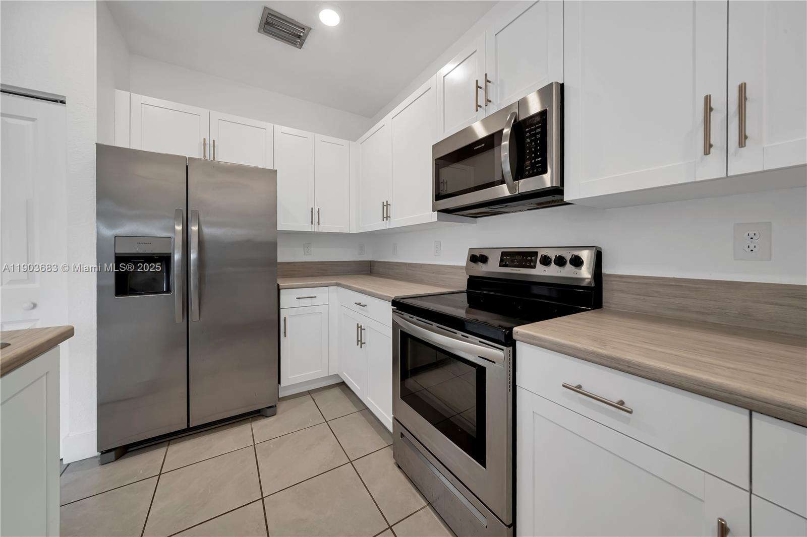 18320 SW 148th Rd, Miami