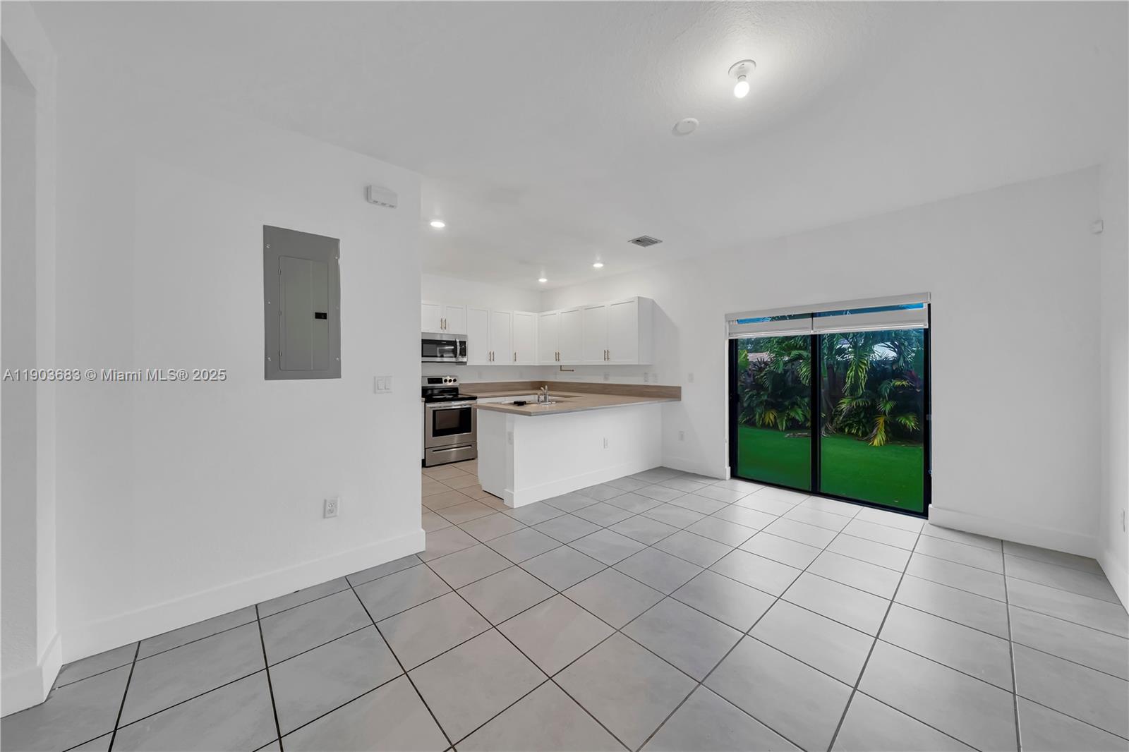 18320 SW 148th Rd, Miami