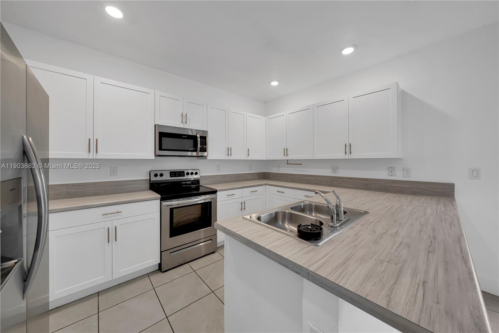 18320 SW 148th Rd, Miami